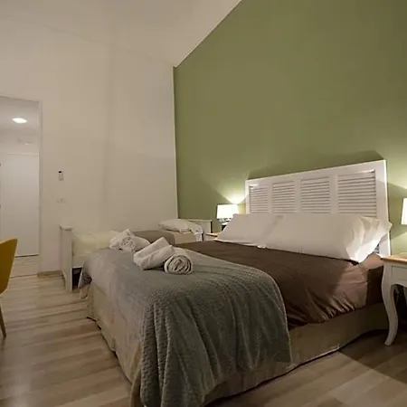 Just Sleep Bed & Breakfast 4*
